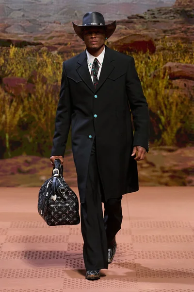 Look 70